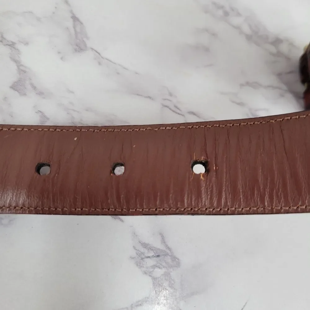 Roundtree & Yorke Brown Leather Croc Embossed Belt with Gold Toned Brass Buckle
